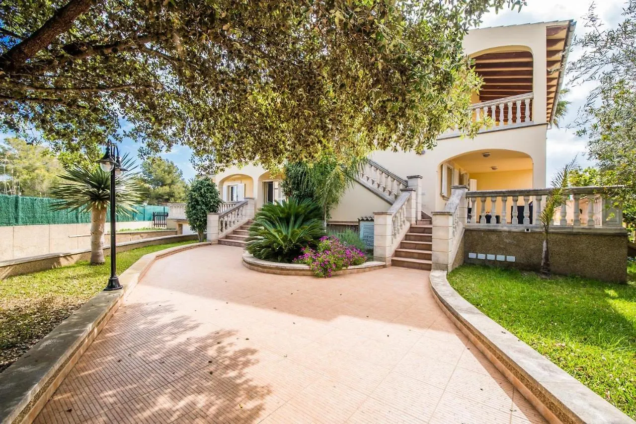 Ideal Property Mallorca - Villa Corb Mari Playa de Muro