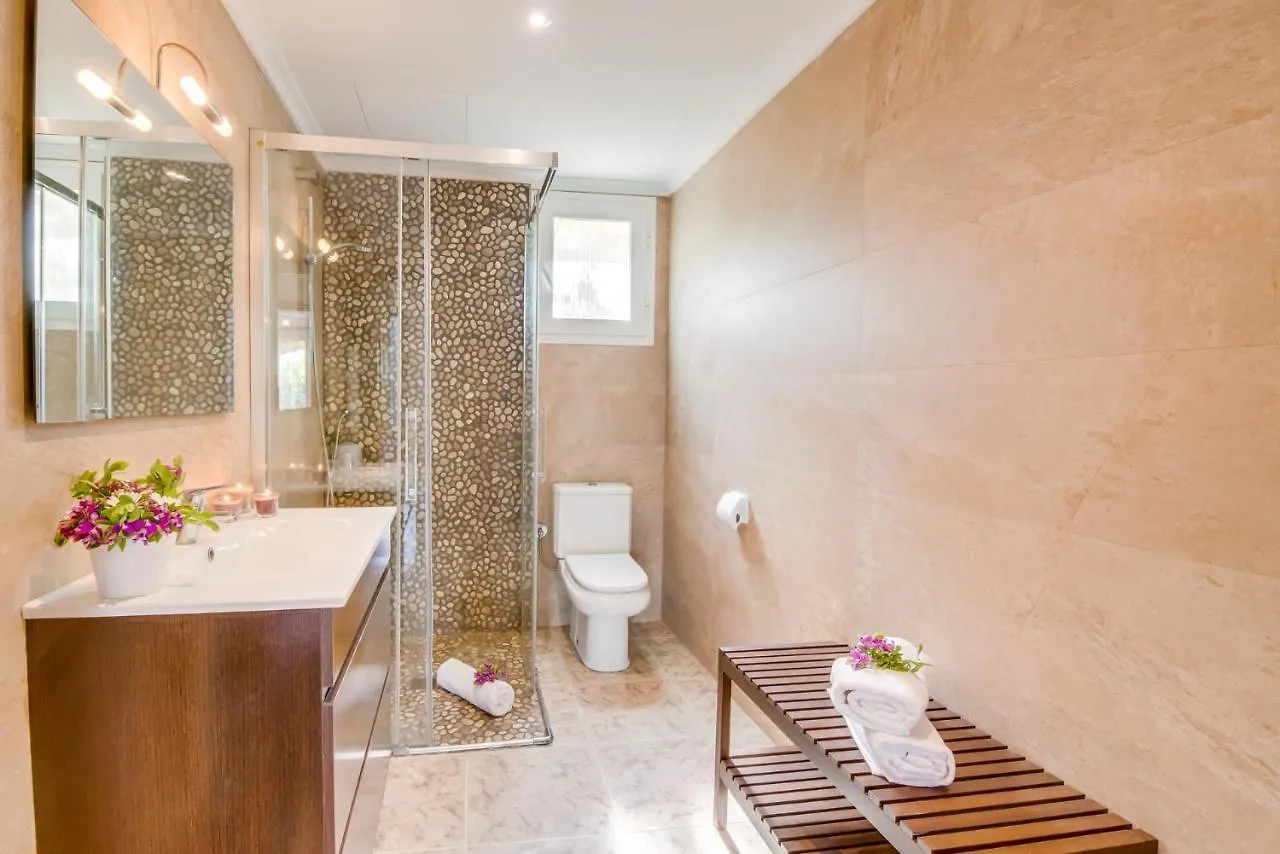 Ideal Property Mallorca - Villa Corb Mari Playa de Muro  0*, Playa de Muro (Mallorca)